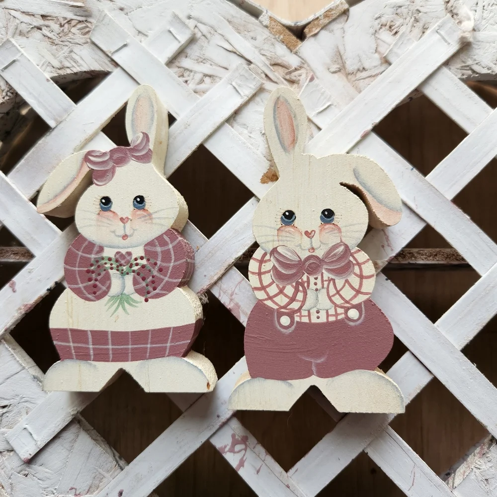 Vintage The Country Touch Rabbit Bunny Heart Shelf Cottagecore Granny Lattice